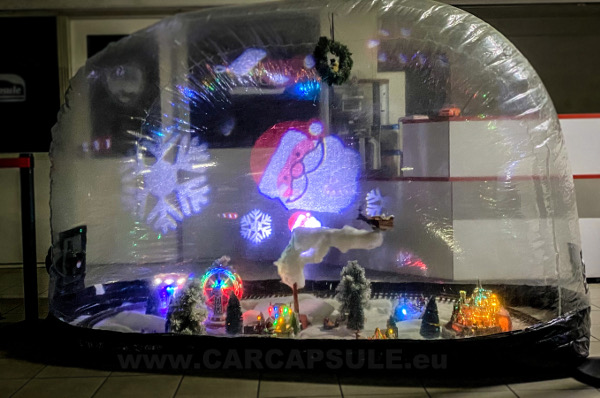 2021_christmas_bubble_carcapsule_schneekugel.jpg